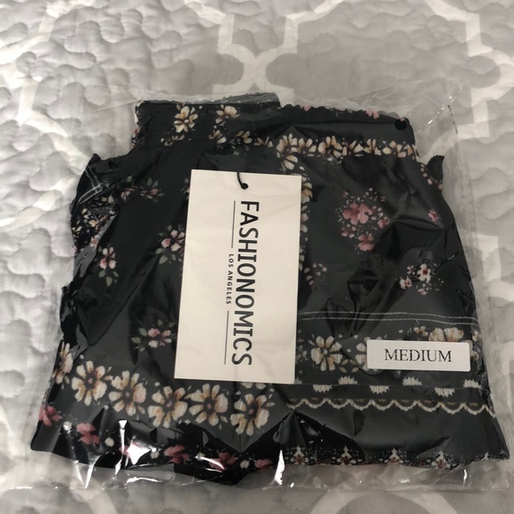 Floral Printed shorts - Picture 5 of 7